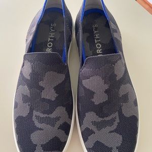 Rothy’s Original Slip-on Sneaker.  EUC! Ladies gray camouflage size 8 1/2.